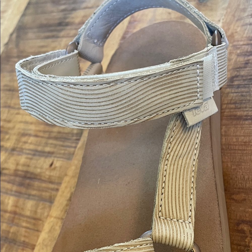 Teva Women's Tan and Cream Sandals - Picture 4 of 7
